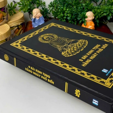 Sách 9 Bài Kinh Phật Tụng Hàng Ngày Dành Cho Phật Tử Mới Tại Gia - Kinh Địa Tạng, Sám Hối - Upali Books 193k