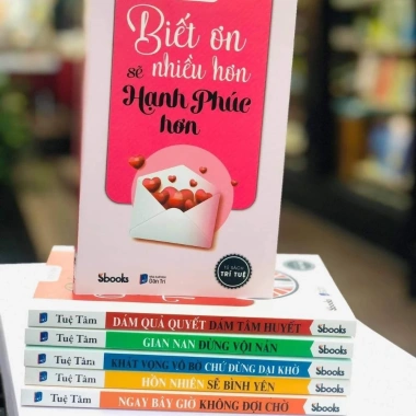 Sách Biết Ơn Nhiều Hơn Sẽ Hạnh Phúc Hơn - Tuệ Tâm Sbooks giảm giá 89.000₫ 4 Sách Biết Ơn Nhiều Hơn Sẽ Hạnh Phúc Hơn - Tuệ Tâm Sbooks giảm giá 89.000₫ 4