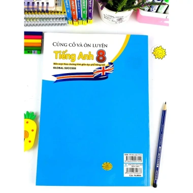 Sách Củng Cố và Ôn Luyện Tiếng Anh Lớp 8 - CT GDPT Mới - Global Success - Giá 81.600 VND