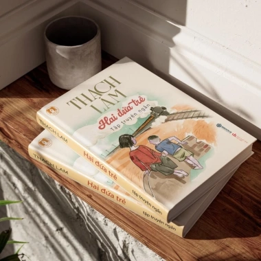Sách Hai Đứa Trẻ Thạch Lam - giảm giá 17% tại Sbooks Store, chỉ 79.000 VND