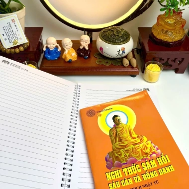 Sách Phật Pháp Nghi Thức Sám Hối Sáu Căn & Hồng Danh: Chữ In Sắc Nét, Tu Dưỡng, Giá Ưu Đãi 26.500₫