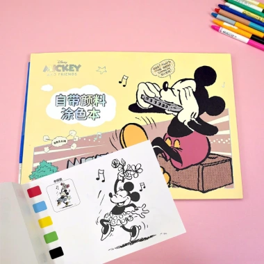 Sách Tô Màu Mickey Disney Chính Hãng - Giấy Dày, Nét In Đẹp, Kèm Bảng Màu Khô 2 Sách Tô Màu Mickey Disney Chính Hãng - Giấy Dày, Nét In Đẹp, Kèm Bảng Màu Khô 2