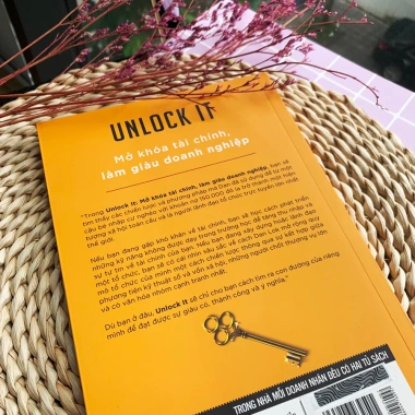 Sách Unlock It! Mở Khóa Tài Chính - Làm Giàu Doanh Nghiệp, Giá Ưu Đãi 126K Bizbooks