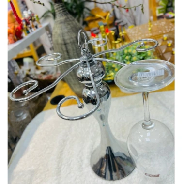 Sale nghỉ Tết - Kệ treo ly rượu vang inox 304 sáng bóng, giá rẻ K88 295.000₫ 3 Sale nghỉ Tết - Kệ treo ly rượu vang inox 304 sáng bóng, giá rẻ K88 295.000₫ 3
