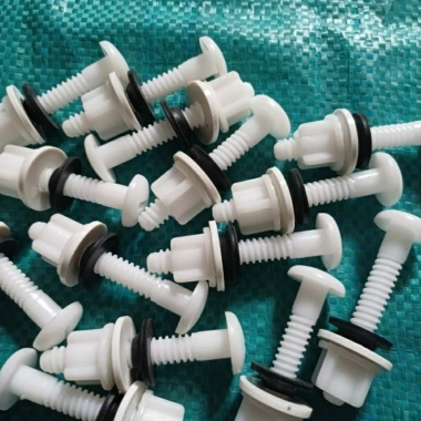 Sale Ốc vít nối két nước và thân bồn cầu - Bộ 2 ốc vít nhựa, giá sỉ 20.900₫