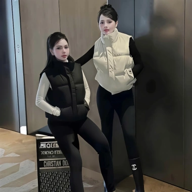 SALE SỐC Áo Phao Gile Nữ Lông Vũ Chữ M Không Tay Giữ Ấm Mùa Đông Giá 128k