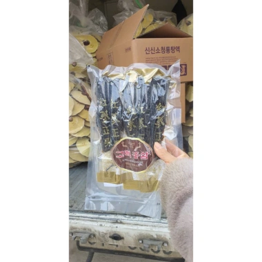 Sâm tẩm mật ong Hàn Quốc 6 năm tuổi 1kg (10 củ) - Giá ưu đãi 500.000₫