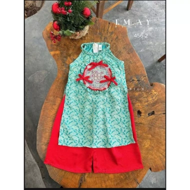 Sẵn hàng - Bộ áo dài yếm cô Tấm bé gái 12-42kg vải gấm sang, phù hợp Tết, Giáng sinh, Năm mới - Giá ưu đãi 244.800₫ 10