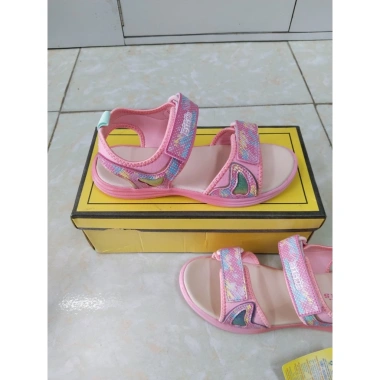 Sandal bé gái BEG1.500 màu xanh hồng - Đế nhẹ thoáng mát, giảm 22% chỉ 330.000₫ 9