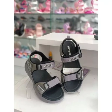 Sandal bé trai DEB8.000 màu đen xám, thời trang nhẹ, chỉ 325.000 VND giảm giá 4
