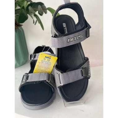 Sandal bé trai DEB8.000 màu đen xám, thời trang nhẹ, chỉ 325.000 VND giảm giá 8
