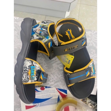 Sandal bé trai DEB9.600 3 màu thời trang, chất liệu bền, giảm giá 325.000 - 399.750