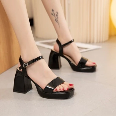 Sandal Cao Gót BMS95 2 Màu Đen Trắng Đế Đúp Cao 10cm Thời Trang Hè 2.023 250k