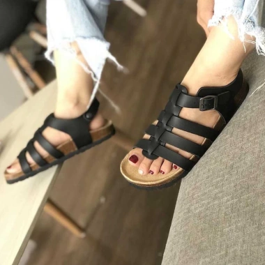 Sandal Đế Trấu Chiến Binh Rọ Unisex 36-45 - Thời Trang Công Sở, Đi Biển, Du Lịch SoleMate 189k