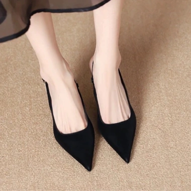 Sandal mũi nhọn đế bệt tuyết nhung, khóa cài, quai sau sang trọng - 175.000₫