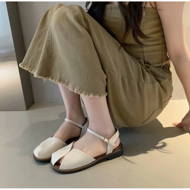 Sandal nữ bít mũi đế bệt quai hậu Hàn Quốc MS03 - Đi học, đi biển sang chảnh, giá 155,898₫