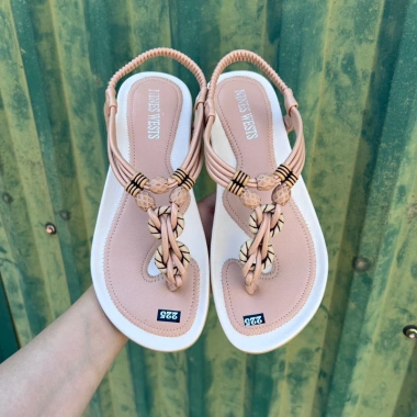 Sandal nữ xỏ ngón thổ cẩm MAILIAA KOO - Quai kẹp, đế mềm, chỉ 156.400₫, đi biển 8 Sandal nữ xỏ ngón thổ cẩm MAILIAA KOO - Quai kẹp, đế mềm, chỉ 156.400₫, đi biển 8
