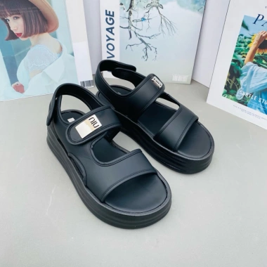 Sandal Quai Hậu Miu Miu Đế Bánh Mỳ 2 Quai Da Mềm Êm Cao 4p - Giá chỉ 170.500đ 7 Sandal Quai Hậu Miu Miu Đế Bánh Mỳ 2 Quai Da Mềm Êm Cao 4p - Giá chỉ 170.500đ 7