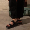 Sandals Da Bò Unisex 2 Quai Chéo Cách Hàn Quốc – Thoải Mái Đi Học Đi Làm Giá 440.550₫ 7