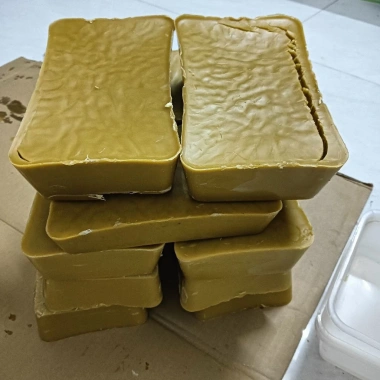 Sáp ong nguyên chất 1kg giá giảm 129k, sáp dừa ong soi tự nhiên