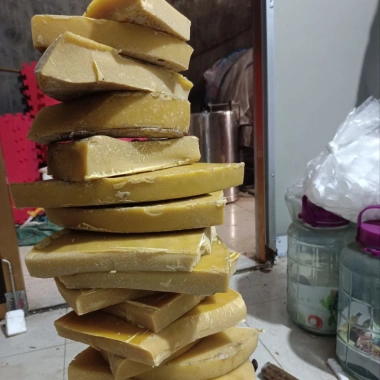 Sáp ong nguyên chất 1kg giá giảm 129k, sáp dừa ong soi tự nhiên