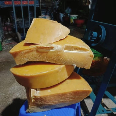 Sáp ong nguyên chất 1kg giá giảm 129k, sáp dừa ong soi tự nhiên