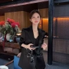 Satin Blazer Hàn Quốc Đen Trắng - Thiết Kế Thoải Mái Sang Trọng, Giá 344.090 VND 4