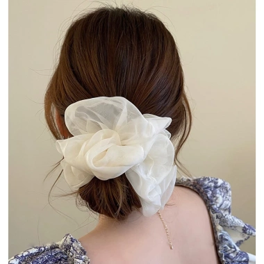 Scrunchie Voan Thanh Lịch – Dễ Thương, Giữ Tóc Duỗi và Búi Gọn, Giá Siêu Ưu Đãi 20k
