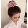 Scrunchie Voan Thanh Lịch – Dễ Thương, Giữ Tóc Duỗi và Búi Gọn, Giá Siêu Ưu Đãi 20k 4