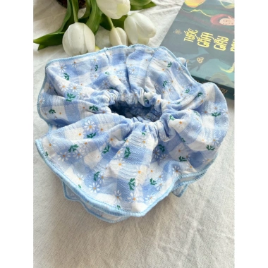 Scrunchies vải hoa caro xanh pastel cột tóc to phong cách vintage giá chỉ 32.000đ 5