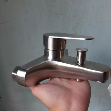 Sen tắm inox SUS 304 cap cấp đẹp, giá chỉ 590.000đ giảm 20% so với 737.500đ 6 Sen tắm inox SUS 304 cap cấp đẹp, giá chỉ 590.000đ giảm 20% so với 737.500đ 6
