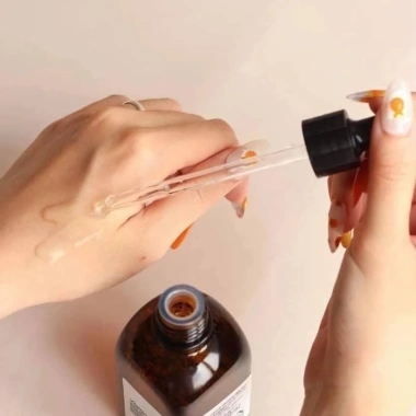 Serum Vitamin C Esthepro 561 100ml – Da sáng, mờ thâm nám, chống oxy hoá, chỉ 299.000₫