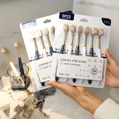 Set 10 bàn chải Hàn Quốc + túi đựng - Giá chỉ 19.900đ, ưu đãi siêu tiết kiệm 6 Set 10 bàn chải Hàn Quốc + túi đựng - Giá chỉ 19.900đ, ưu đãi siêu tiết kiệm 6