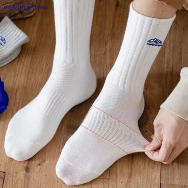 Sét 10 Đôi Tất Vớ Nam Nữ Cao Cổ, Vải Mềm Dày Thoáng Khí, Giá Chỉ 34.000