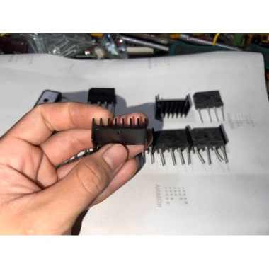 Set 10 Nhôm Tản Nhiệt Diode Cầu Chỉnh Lưu AC-DC - Giá chỉ 75.000 VNĐ, giảm ngay 3 Set 10 Nhôm Tản Nhiệt Diode Cầu Chỉnh Lưu AC-DC - Giá chỉ 75.000 VNĐ, giảm ngay 3
