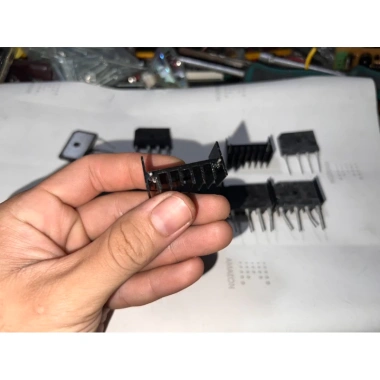 Set 10 Nhôm Tản Nhiệt Diode Cầu Chỉnh Lưu AC-DC - Giá chỉ 75.000 VNĐ, giảm ngay