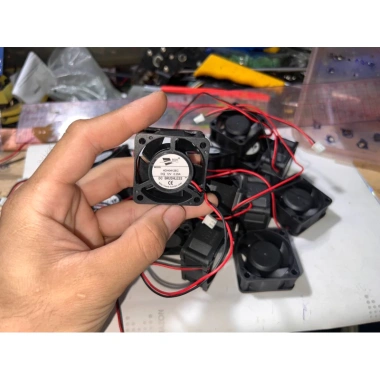 Set 10 Quạt 12V 0.25A 4x4x2cm Siêu Êm Mát - Giá Ưu Đãi 400.000 VND TPHCM