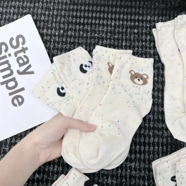 Set 10 tất nữ cổ cao hoạ tiết gấu nơ tim cherry - Đẹp dễ thương, giá 68.600đ 9 Set 10 tất nữ cổ cao hoạ tiết gấu nơ tim cherry - Đẹp dễ thương, giá 68.600đ 9