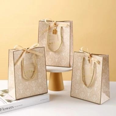 Set 10 túi giấy đựng quà sang trọng - túi quà cảm ơn, túi mỹ phẩm, giảm 20%
