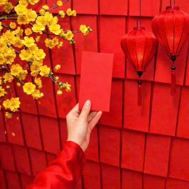 Sét 100 thẻ đỏ trống thư pháp kèm dây treo, giảm giá 30.000 VND, viết Tết