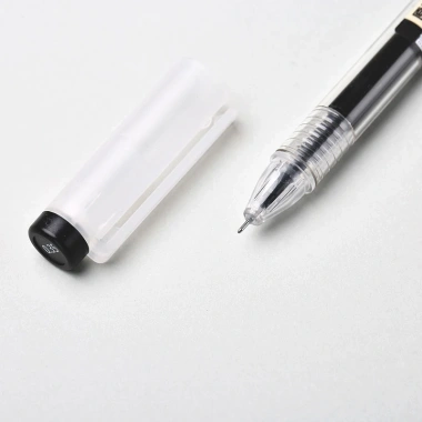 Set 11 bút mực gel ngòi 0.35mm Đen/Xanh dương/Đỏ – Giá 27.000₫, giảm từ 32.940₫ 3 Set 11 bút mực gel ngòi 0.35mm Đen/Xanh dương/Đỏ – Giá 27.000₫, giảm từ 32.940₫ 3