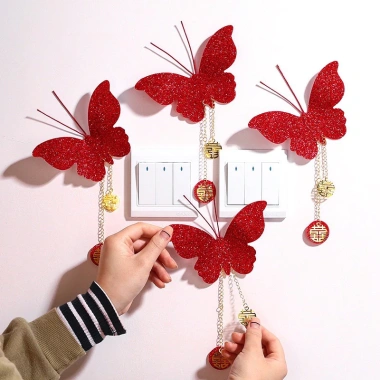 Set 2 cánh bướm đỏ kim tuyến + tag hỷ - Trang trí phòng cưới, lễ tết, hộp quà tặng, giá chỉ 6.800₫