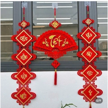 Set 2 Câu Đối Đỏ + Quạt Trang Trí Tết 2.026 - Giá ưu đãi 55.000₫ 2 Set 2 Câu Đối Đỏ + Quạt Trang Trí Tết 2.026 - Giá ưu đãi 55.000₫ 2