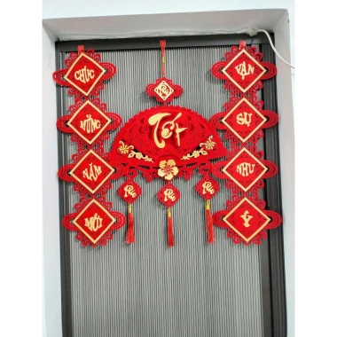 Set 2 Câu Đối Đỏ + Quạt Trang Trí Tết 2.026 - Giá ưu đãi 55.000₫