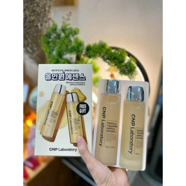 Set 2 chai Nước Thần, Serum Keo Ong, Toner Dưỡng Ẩm Phục Hồi Da CNP Laboratory - Giá ưu đãi 260.000₫