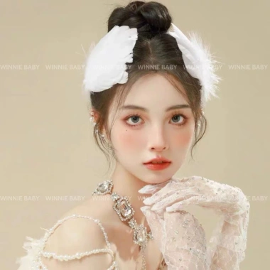 Sét 2 Kẹp Tóc Lông Vũ Đính Ngọc Trai - Thời Trang Cosplay, Giá 40.500 VND