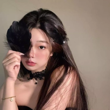 Sét 2 Kẹp Tóc Lông Vũ Đính Ngọc Trai - Thời Trang Cosplay, Giá Ưu Đãi 40.500đ 9 Sét 2 Kẹp Tóc Lông Vũ Đính Ngọc Trai - Thời Trang Cosplay, Giá Ưu Đãi 40.500đ 9