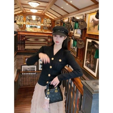 Set 2 món áo len cardigan + chân váy dài xếp ly tiểu thư QCCC KK SP366 - 179k 4 Set 2 món áo len cardigan + chân váy dài xếp ly tiểu thư QCCC KK SP366 - 179k 4