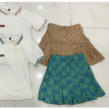 Set 2 món áo tag ngực cộc cổ bẻ + chân váy xinh cá tính - Giá chỉ 138.000 VND