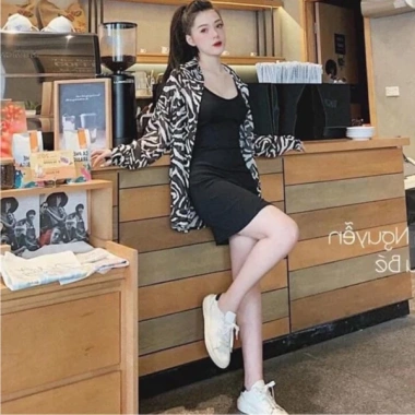 Set 2 món váy 2 dây + áo sơ mi thụng - Thiết kế thanh lịch, giảm giá 138k